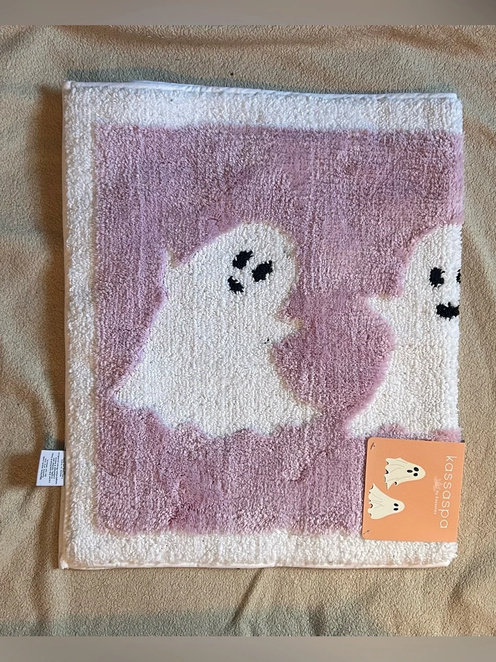 KASSATEX 21x34 Pink And White Cheerful Ghosts Plush Bath Rug NWTS
